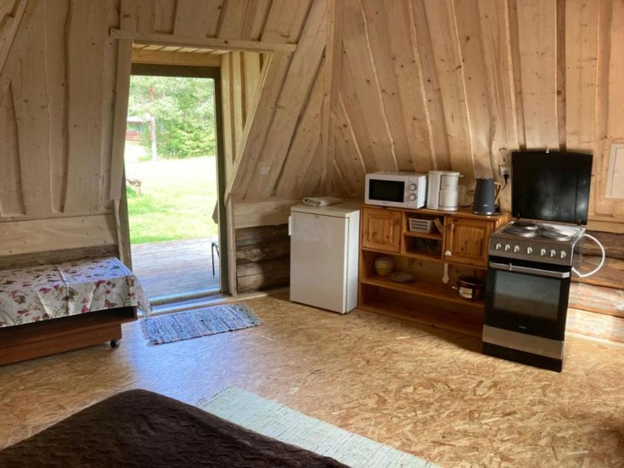 Kakulaane Tourism Farm Hotel Laukula Bagian luar foto